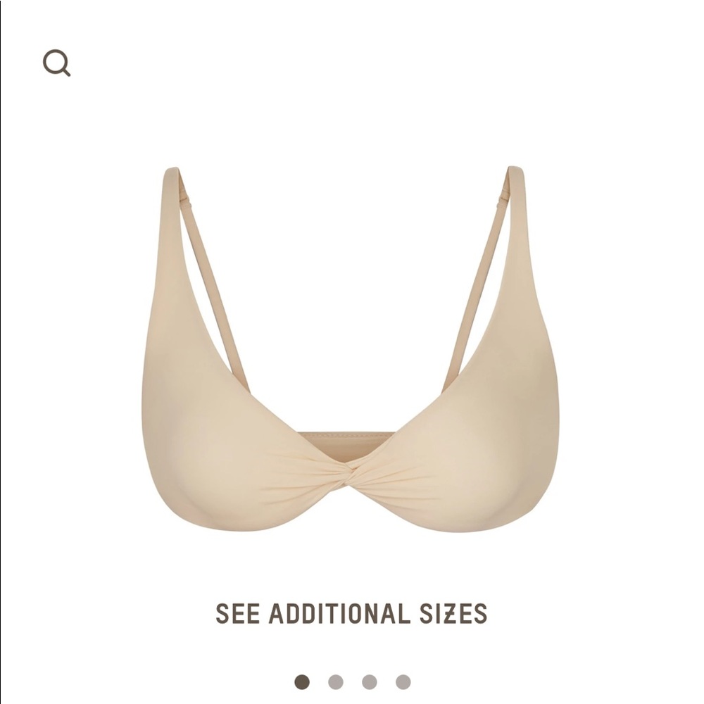 CHERRY SKIMS Fits Everybody Skimpy Scoop Bra